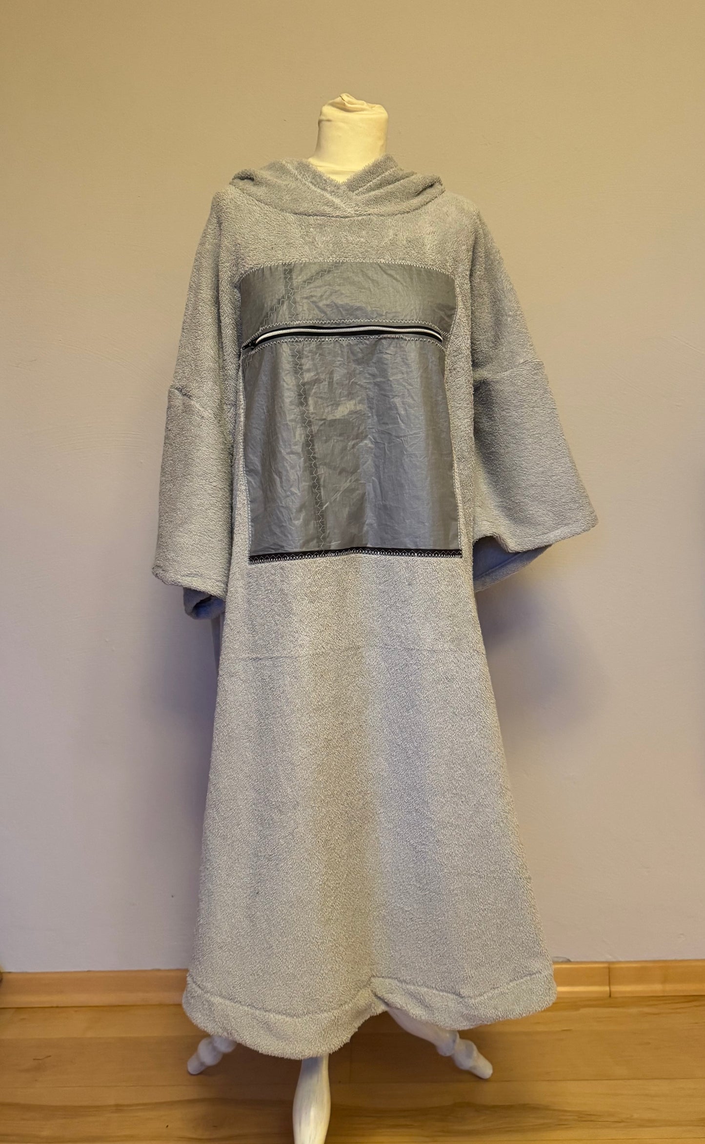 Surf-/Badeponcho hellgrau (leider gerade ausverkauft)