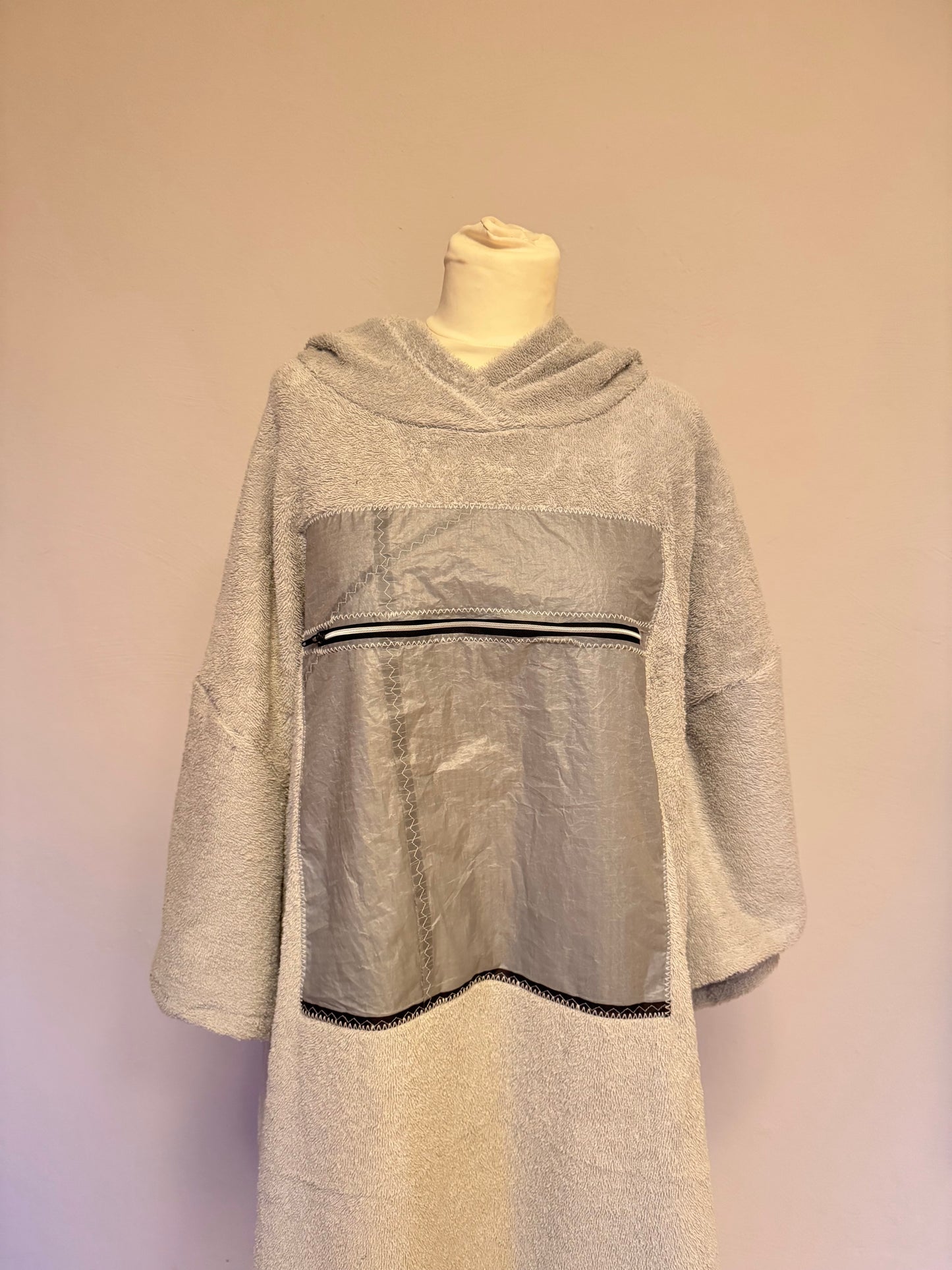 Surf-/Badeponcho hellgrau (leider gerade ausverkauft)