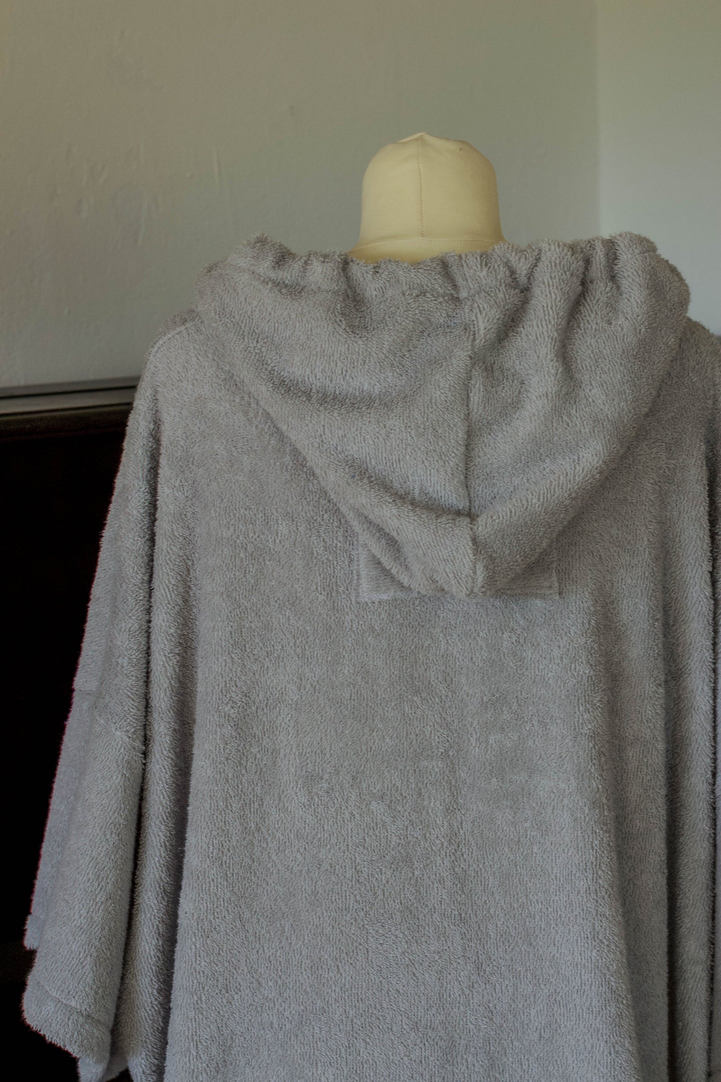 Surf-Poncho in hellgrau