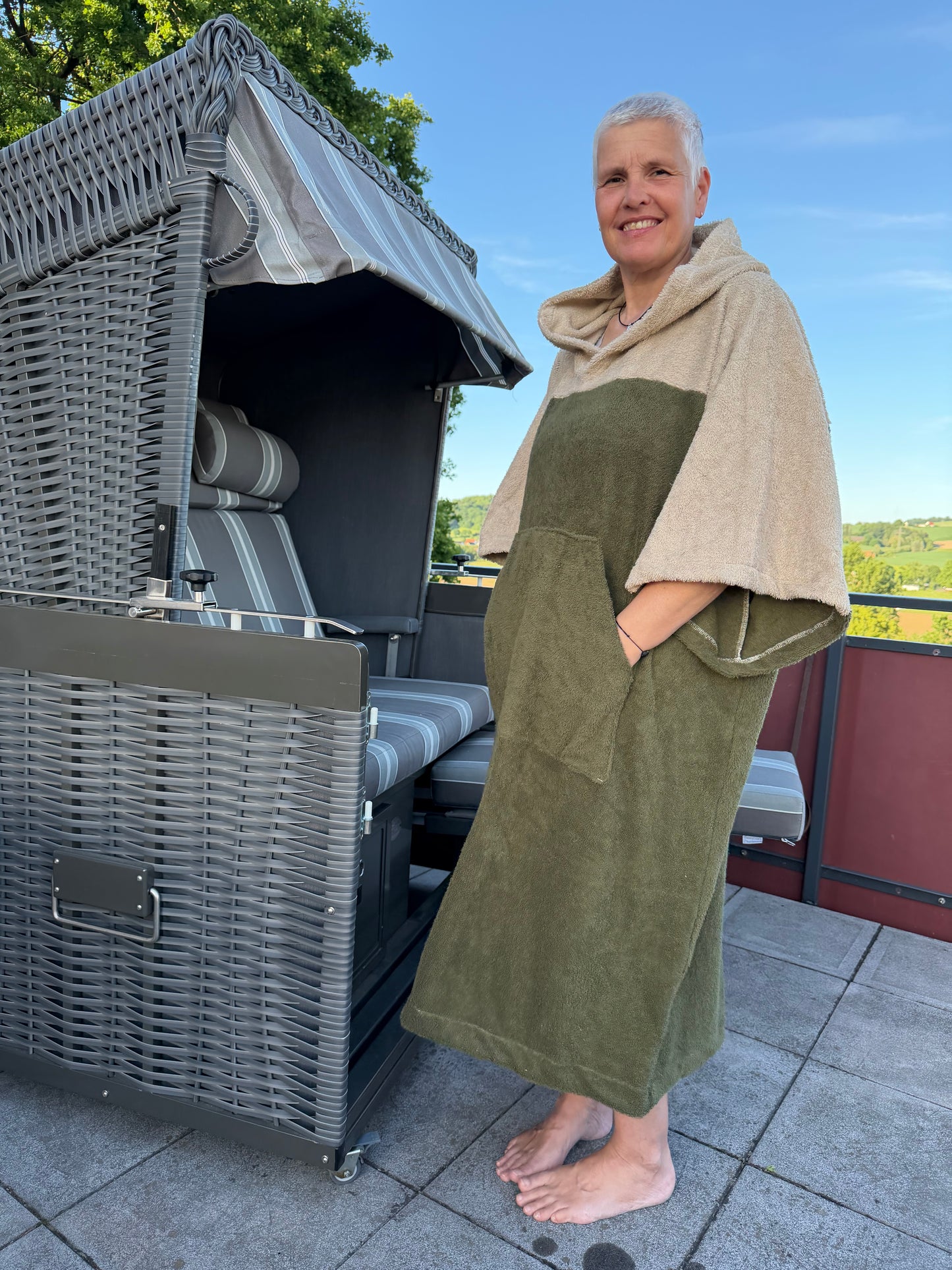 Zweifarbiger Poncho