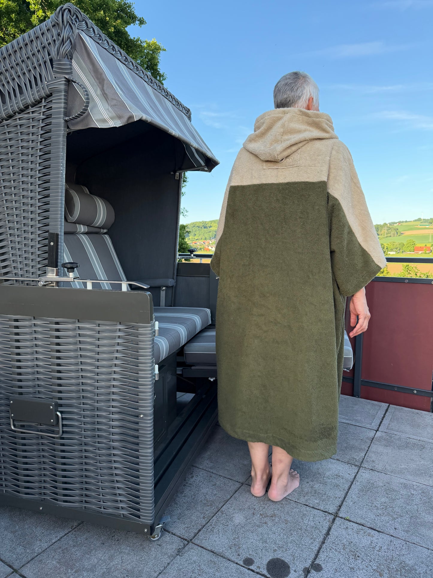Zweifarbiger Poncho
