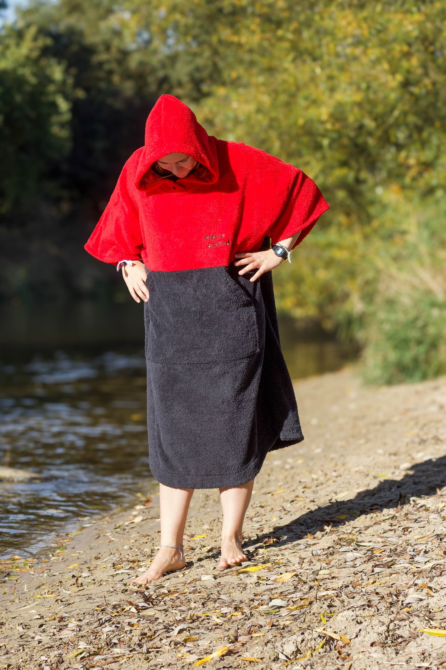 zweifarbiger Bade/Surfponcho XXL